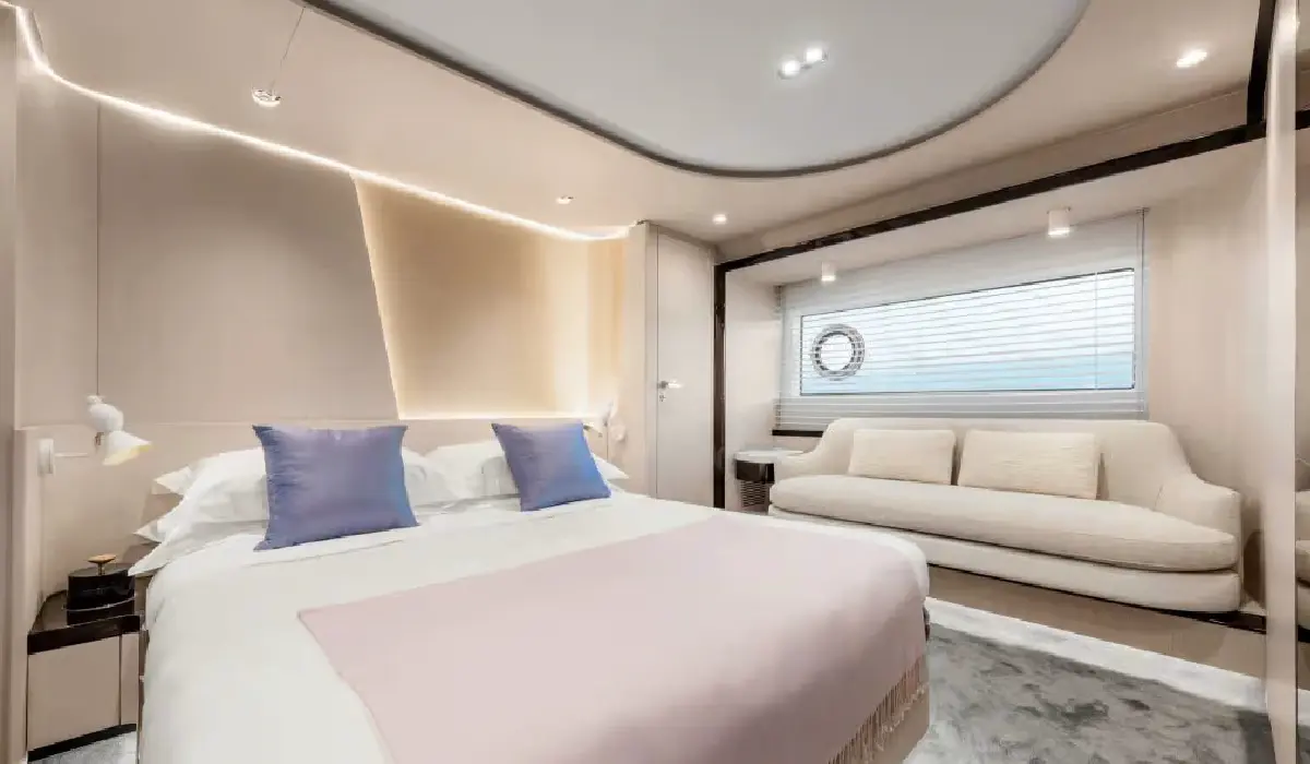 Azimut - Fly 78 - Luxury Yacht Rentals Near me - Used Luxury Yachts Near me - Exclusive Concierge Club.webp